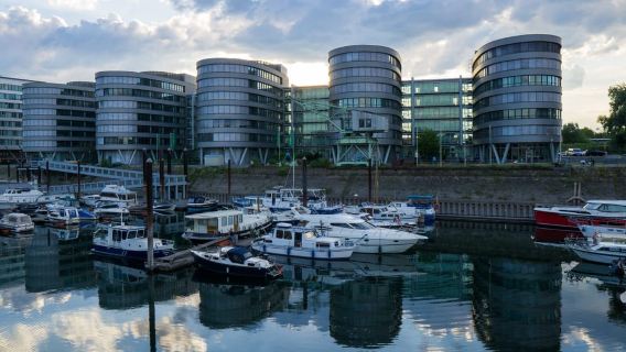 Duisburg: Guided Walking Tour through the inner harbour
