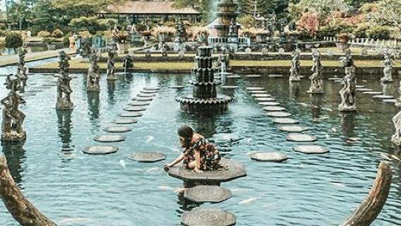 Bali:Gerbang Syurga, Istana TirtaGangga dan Lawatan Pelarian Pantai