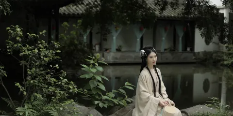 蒼南旅拍【生日寫真跟拍航拍|多語言翻譯專業攝影師/底片全送/一對一】
