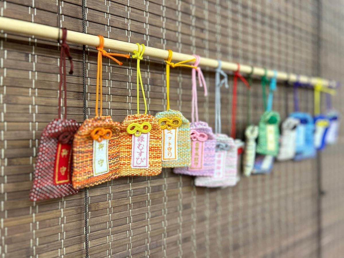 Hand-weaving experience "Orinami Asakusa" workshop experience for making omamori charms