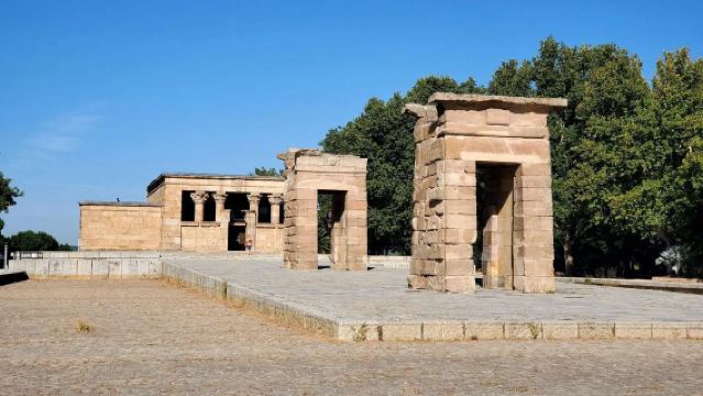 Madrid - Temple of Debod - Las Ventas Bullring - Cava Baja Gallery - 1-day tour