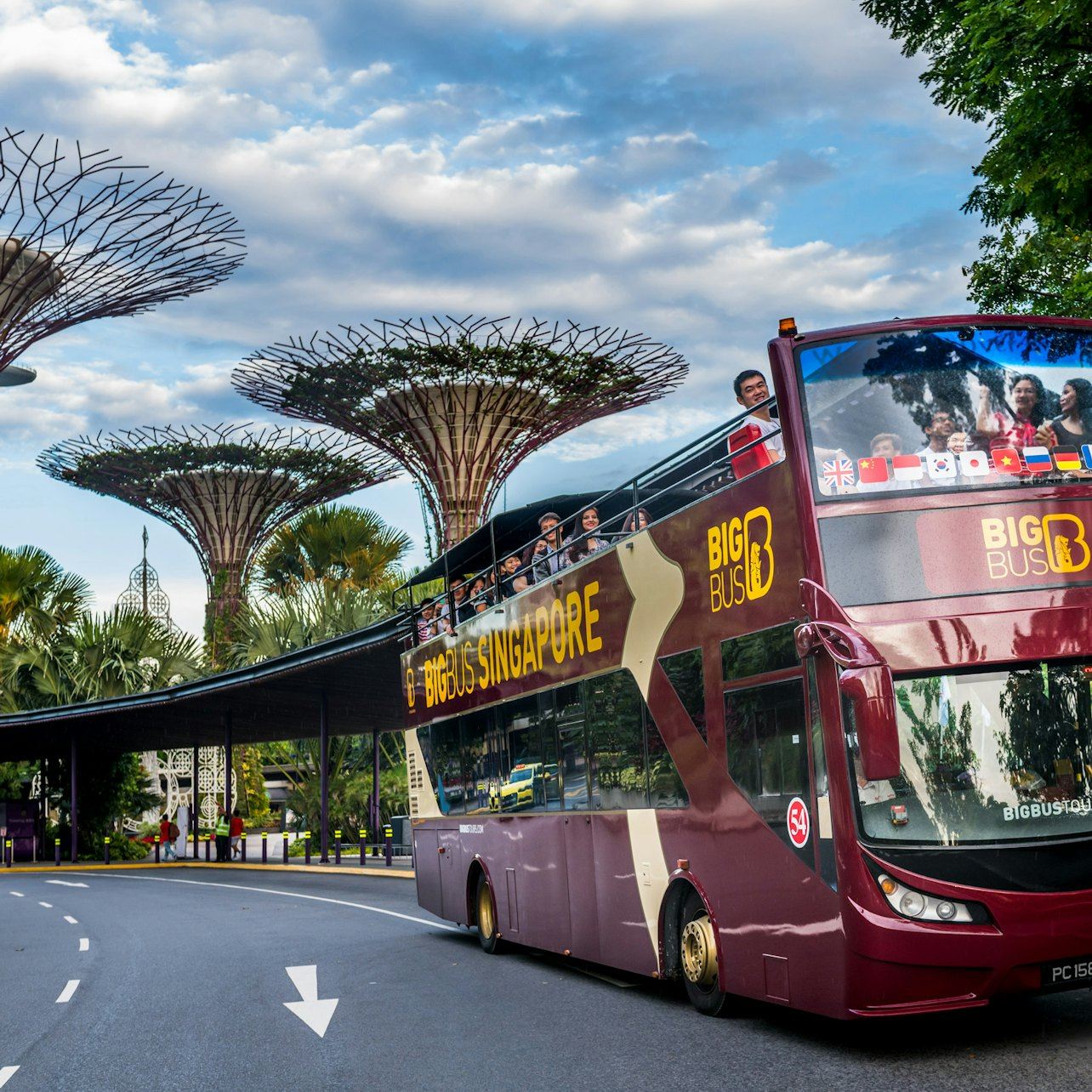 ビッグバス・シンガポール：乗り降り自由のバスツアー