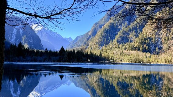 Tour di un giorno da Chengdu a Bipenggou e al villaggio tibetano di Ganbao con noleggio con conducente esclusivo e servizio in inglese