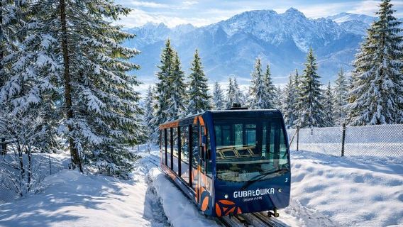 Cracovia: Excursión a Zakopane, montañas Tatra y teleférico (recogida en el hotel)