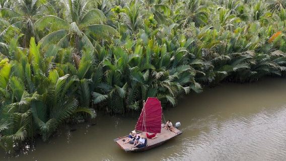 Ben Tre Mekong Zig Zag: Skuter, Perahu Layar, dan Makanan (Sehari Penuh)