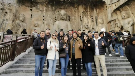 Xi'an: Fahrt mit dem Hochgeschwindigkeitszug zum Shaolin-Tempel und den Longmen-Grotten