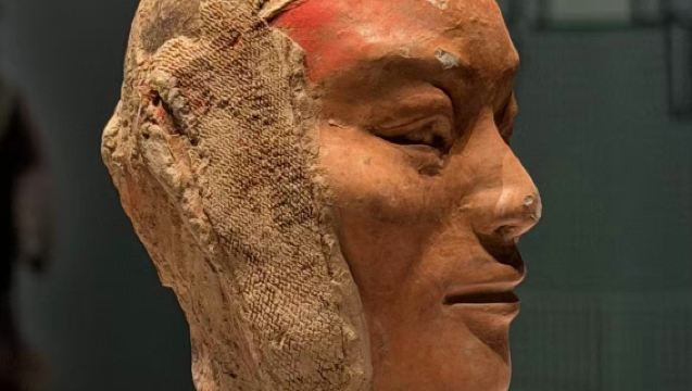 La Tomba Imperiale e il Villaggio Vivente: Esplorazione della Tomba di Han Yangling + Alla Scoperta della Cultura del Villaggio di Yuanjia