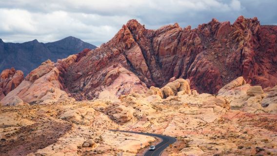 美國拉斯維加斯-火焰穀州立公園-紅岩峽谷【中文｜市區接送】