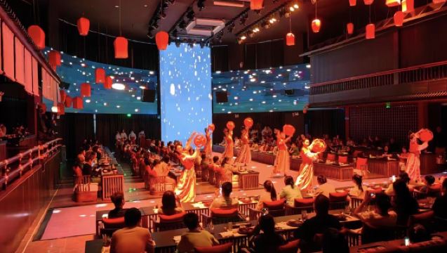 Guiyang, Guizhou : Banquet Culturel de Lingluo | Dégustation de mets impériaux + Spectacle de danses anciennes + Double plaisir gustatif et visuel