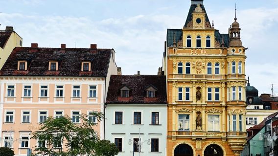 Prague Pergi-Balik: Bandar Budejovice + Bandar CK Český Krumlov dengan Sewaan Peribadi Bahasa Cina