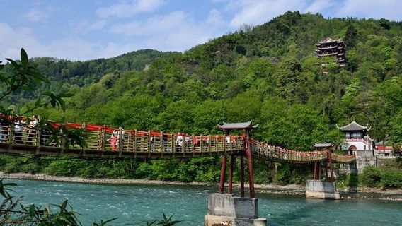 都江堰日遊