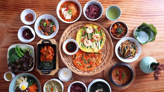 Traditional Cooking Experience in Korean Style House in Seoul