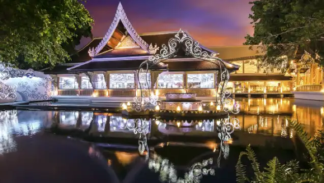 普吉幻多奇一般座位|黃金座|自助晚餐|飯店接駁|多種套餐可選