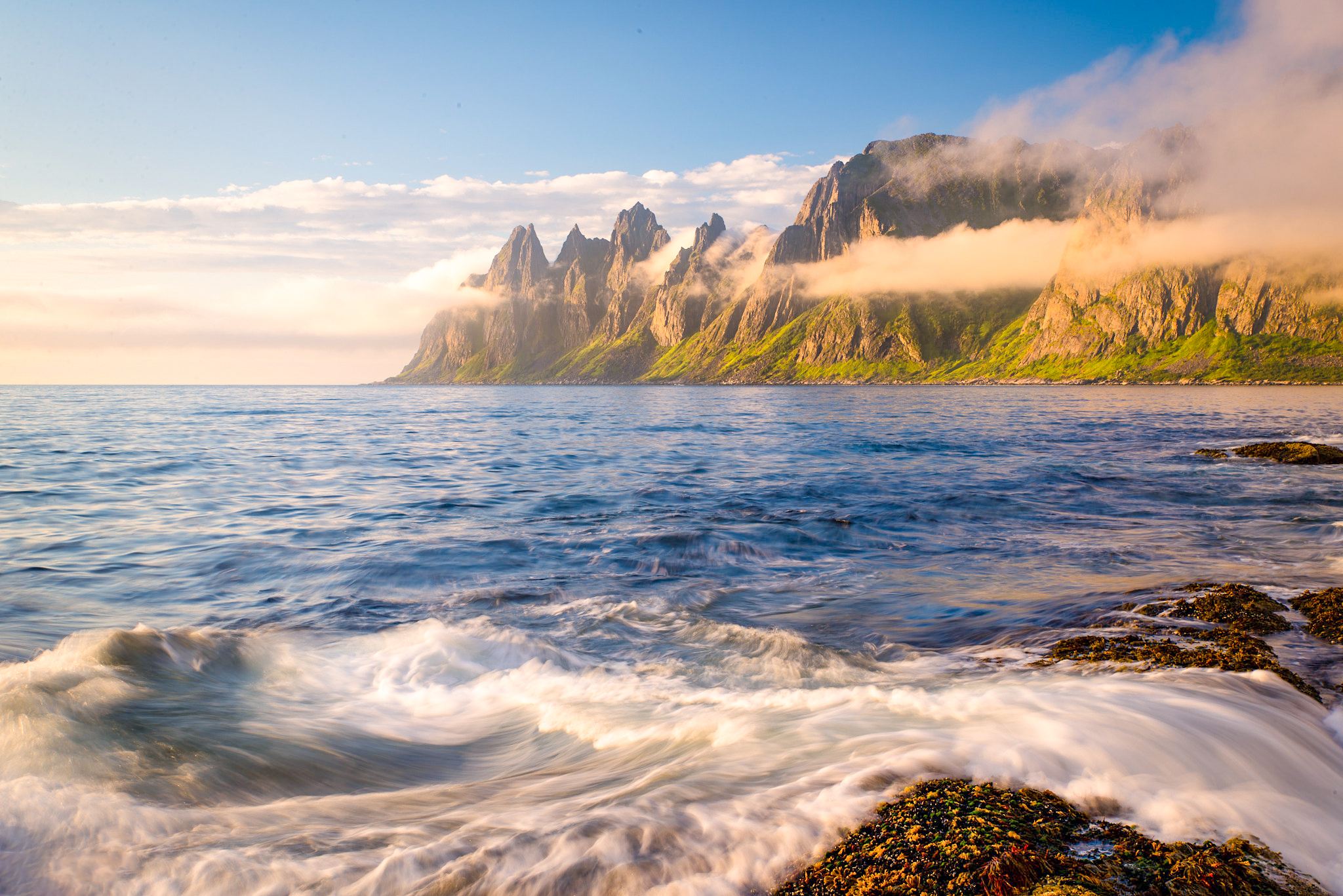 Tur harian ke Rute Pemandangan Nasional Senja [Grup kecil eksklusif berbahasa Inggris & Mandarin dari Tromso!]