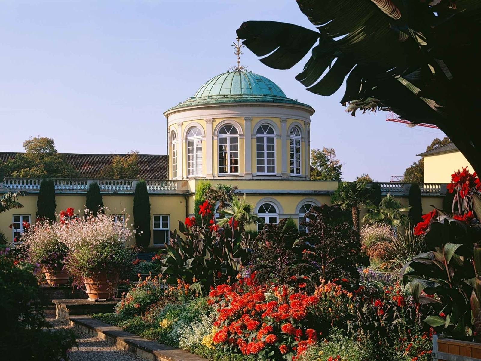 Germany + Old Town Hall - Hannover + Herrenhausen Garden + Berggarten 1-day tour