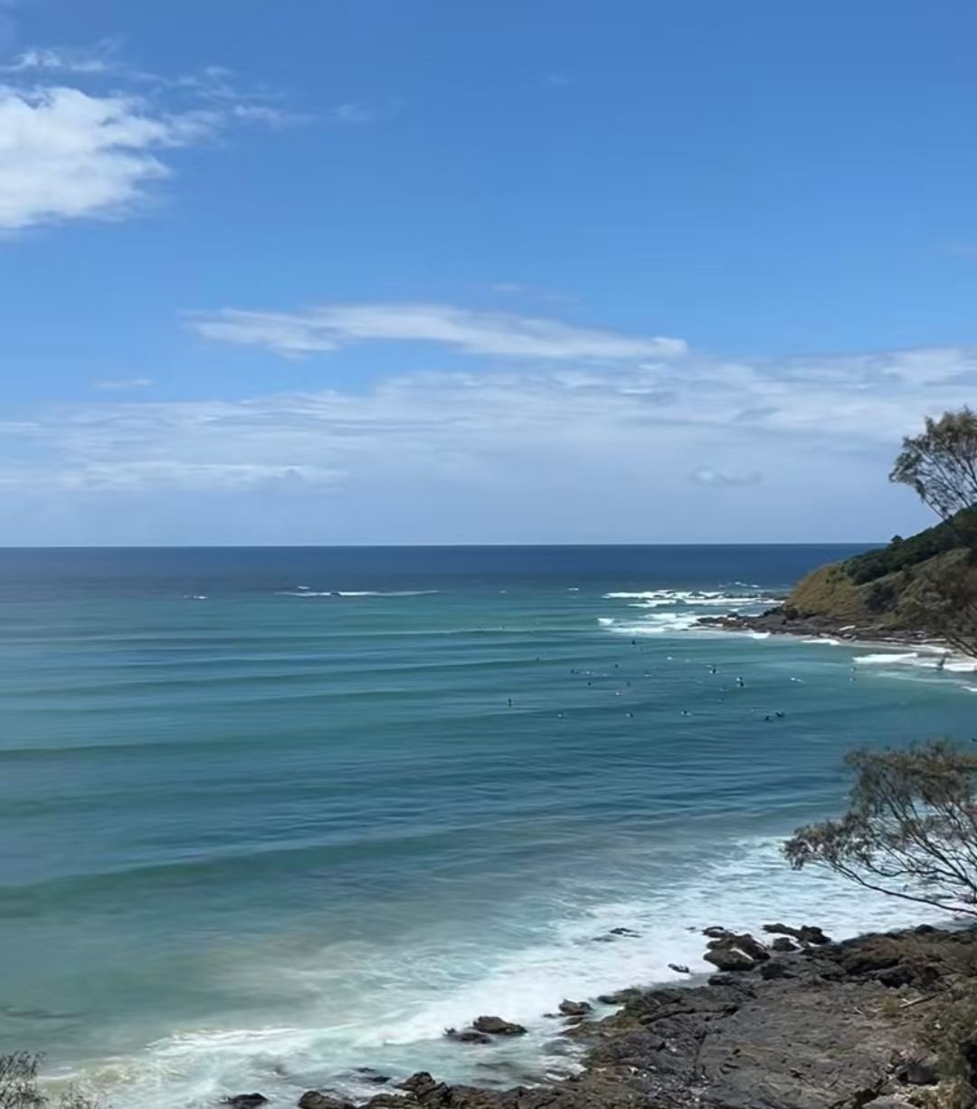 黃金海岸+拜倫灣小鎮+燈塔+血紅湖包車一日遊