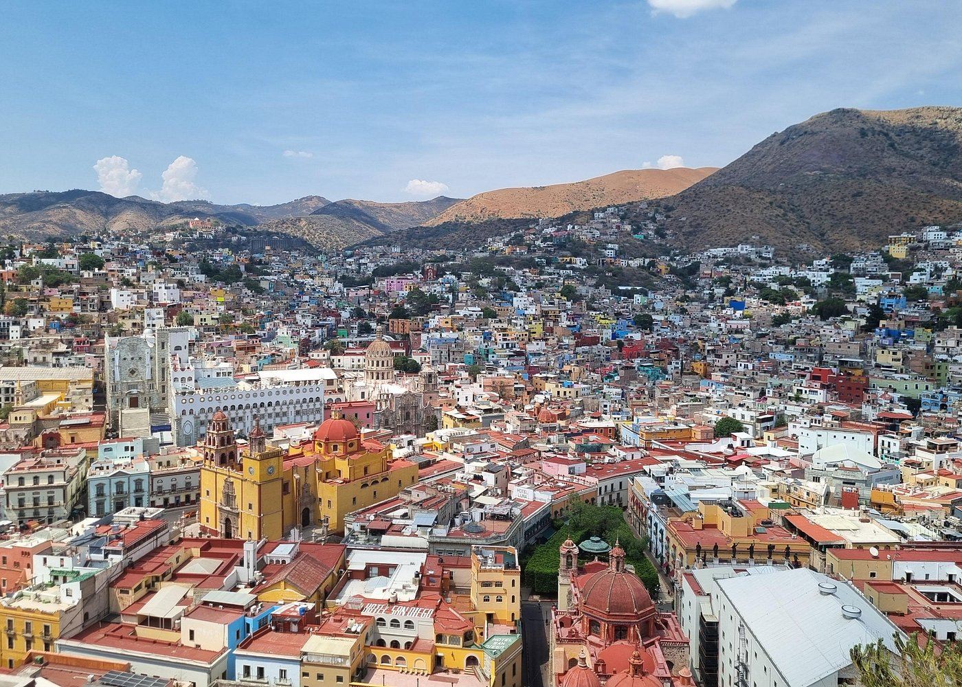 Round-trip tour from San Miguel to Guanajuato, Mexico (group tour/available for solo travelers)