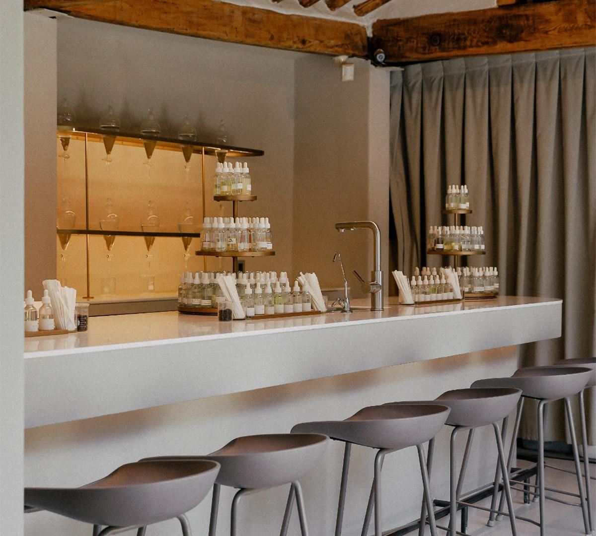 Prova a creare il tuo profumo in un Hanok