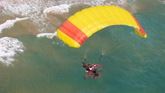 싼야 하이탕 베이 맹그로브 파워드 패러 패러글라이딩 캠프: 파워드 패러글라이딩 체험 [전문 강사가 진행하는 1:1 비행 + 기간 한정 특가]