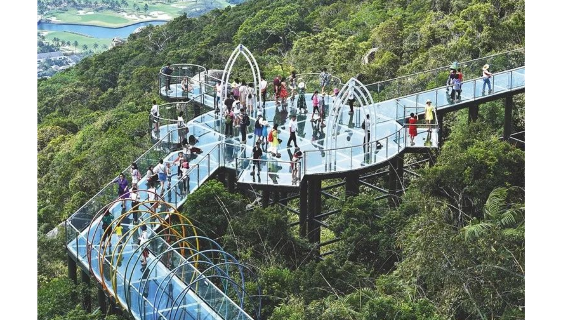 Sanya in Cina + Parco Forestale del Paradiso + Ponte di Vetro con itinerario personalizzabile