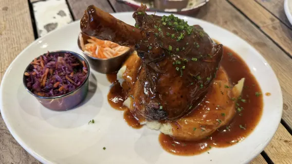 Restaurant reservation service for the popular Mash Bar in Edinburgh, UK