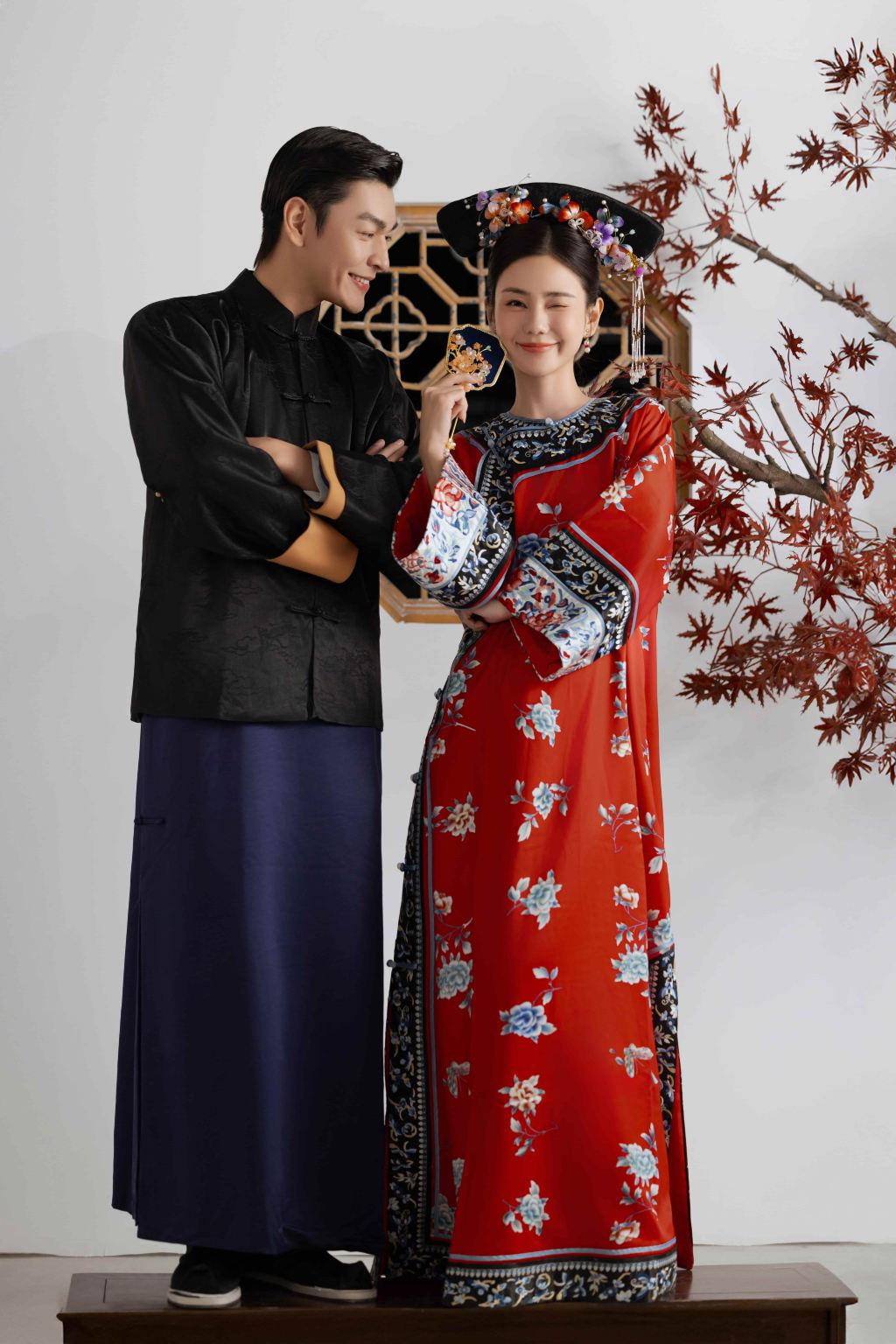 Yantai Longkou Laiyang Laizhou Zhaoyuan Multilingual Guide and Local Tour Guide Services, Private Charter, Customized Travel Tips, Business Escort, and Photographer Services for Photo Documentation