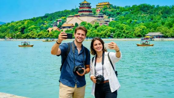 Tiket Masuk Istana Musim Panas Beijing dengan 2 Produk Tambahan Opsional: Layanan Pemandu atau Transfer