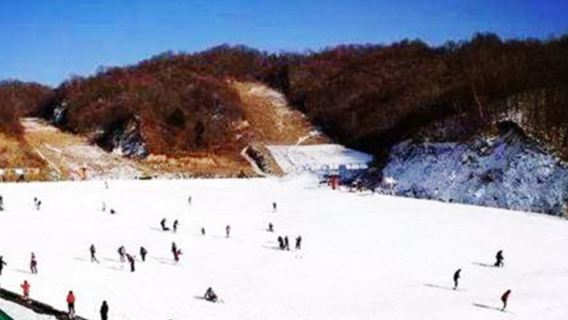 老界嶺滑雪場一日遊【南陽出發，含車費+初級雙板滑雪/雪圈】