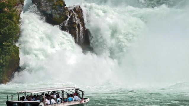 瑞士蘇黎世出發：萊茵瀑布+班霍夫大街+蘇黎世湖【中文包車】