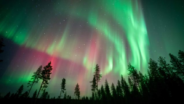 Mengejar Cahaya Utara di Rovaniemi, Finland + BBQ/Fotografi di Kem Cahaya Utara