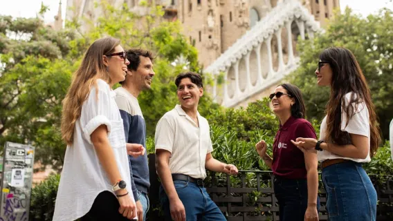 Barcelona: Park Güell & La Sagrada Familia Tickets and Tour