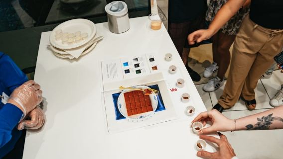 Las Vegas Strip: Celebrity Chefs Small Group Food Tour