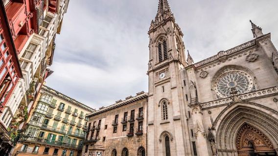 Bilbao Highlights Walking Tour with a Local Guide