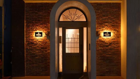 185 Restaurante popular de Okinawa en Naha, Hohobare