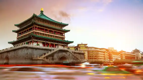 Xi'an City Wall Ring Park + Bell and Drum Tower + Shuyuanmen Pedestrian Street + Muslim Street Half Day Tour