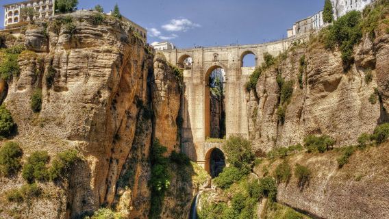 one-day tour to Ronda, Spain [Game of Thrones style romantic lonely city on the cliff + elopement city]