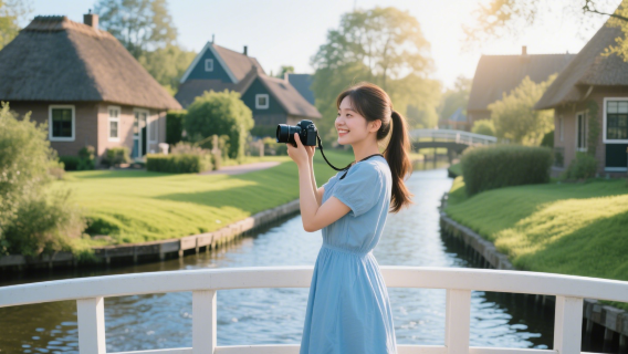 Amsterdam: Zaanse Schans & Giethoorn Small Group Tour (Including Hotel Pickup)