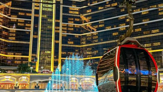 マカオのセナド広場+金蓮花広場+フィッシャーマンズワーフ【4時間貸切チャーター-行程カスタマイズ可能】