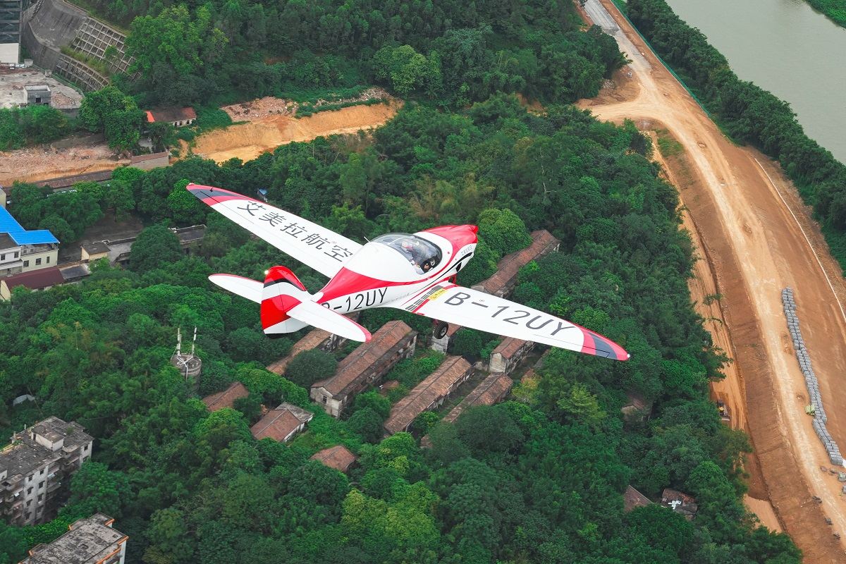 廣東佛山三水固定翼飛機駕駛體驗【專業飛行教員帶飛+親自操縱駕駛桿】