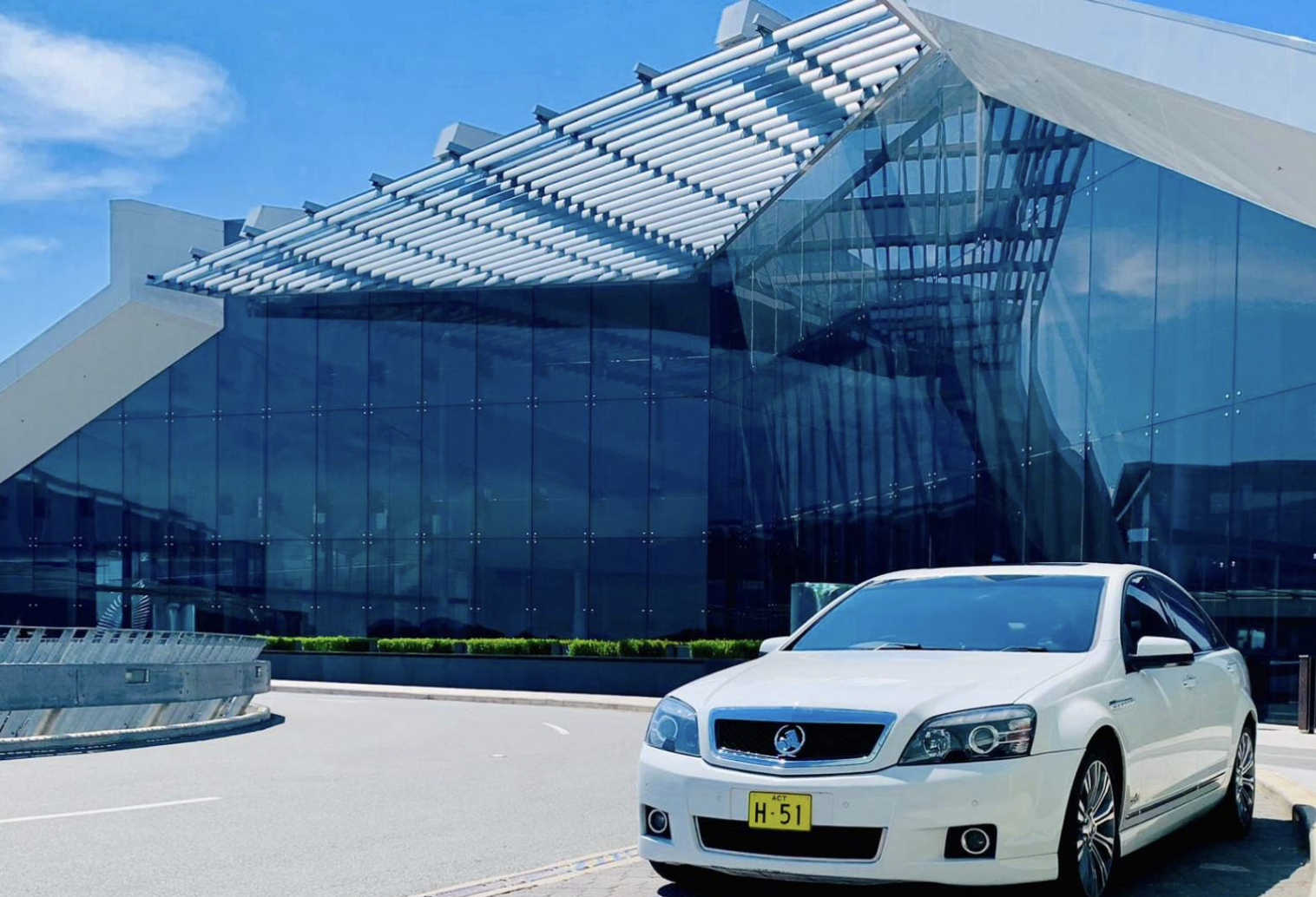 Canberra private charter half-day/1-day tour [Attractions optional]