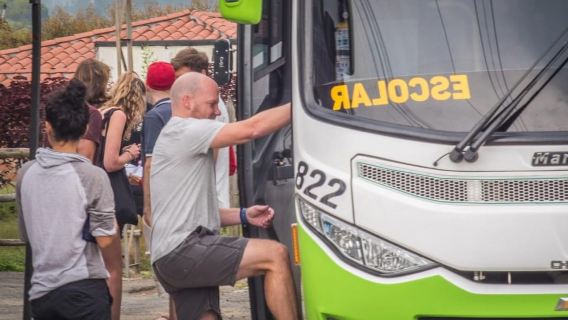 Medellin: tour Guatapé, pranzo, crociera e Piedra del Peñol
