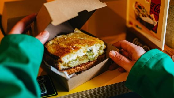 Dublin: Street Food Tour with Local Guide