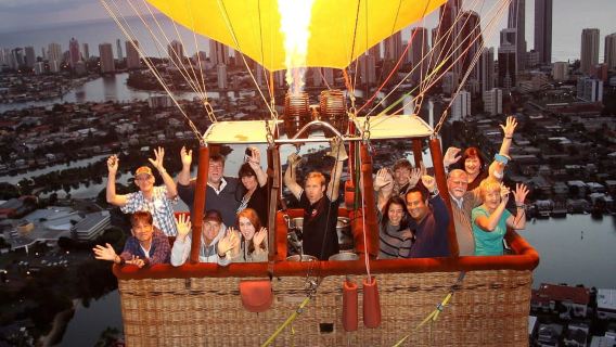 Gold Coast: Australian Sunrise 1-Hour Hot Air Balloon Flight