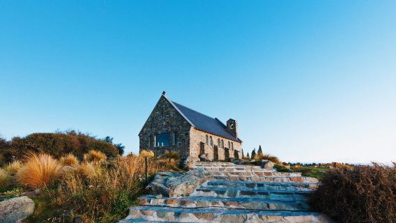 Mount Cook + The Good Shepherd + Lake Pukaki + Lake Tekapo 1-day tour[From Christchurch to Queenstown]