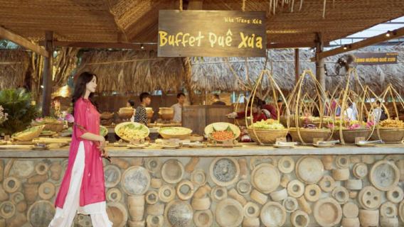 Buffet Dining Experience at Nha Trang Xua Restaurant