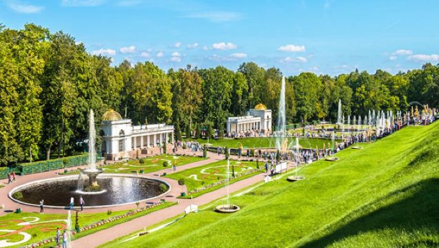 Excursion d'une journée au Palais Catherine, au Palais de Peterhof et au lac Ladoga
