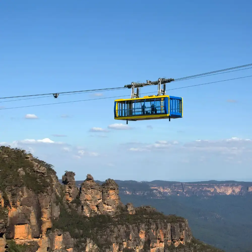 ブルーマウンテン厳選ワンデーツアー｜100年レトロ蒸気列車＋スカ