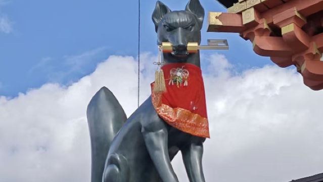 日本京都伏見稻荷+清水寺+金閣寺【古寺古街10小時中文包車遊】