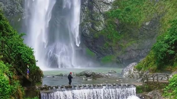 Air Terjun Pengxi Daquekou di Sungai Nanxi + Batu Layar + Cangpu (tidak termasuk tiket) kongsi kenderaan/sewaan peribadi