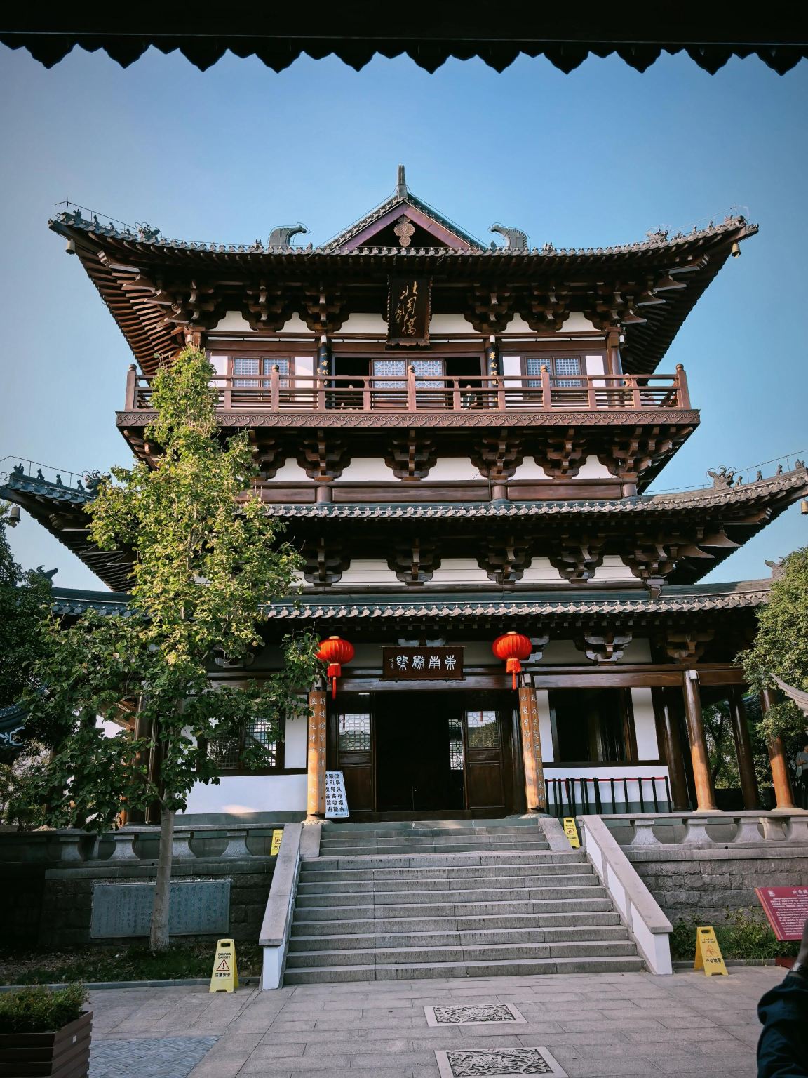 Tour di un giorno a Zhenjiang con noleggio con conducente esclusivo per l'area panoramica di Jiaoshan, l'antica via di Xijindu e Beigu Mountain - servizio disponibile in cinese e inglese